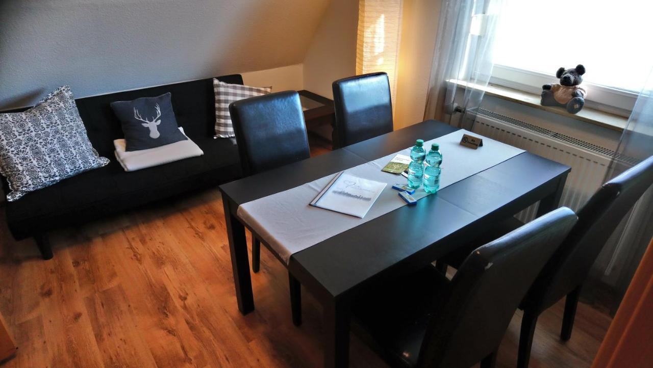 Private Zimmer Bei Der Weser-Ems-Halle Oldenburg Exterior foto